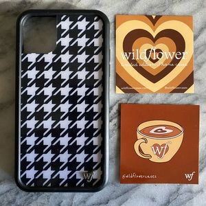 🖤✨🤍  Wildflower Houndstooth Case!  🤍✨🖤